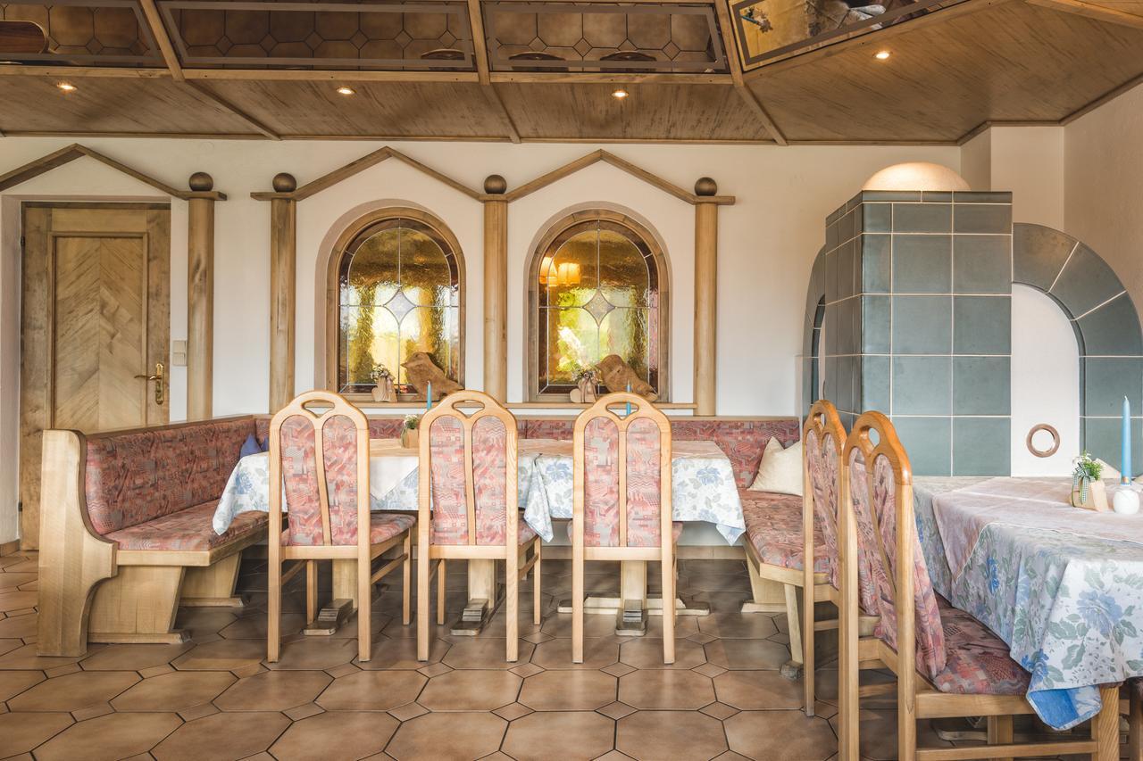 Hotel Garni Tirol لاديس المظهر الخارجي الصورة