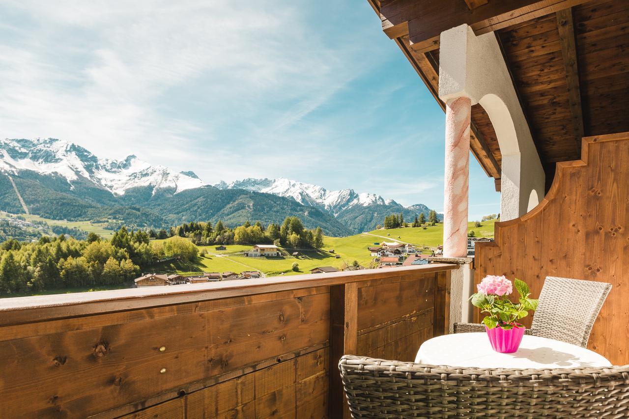 Hotel Garni Tirol لاديس المظهر الخارجي الصورة