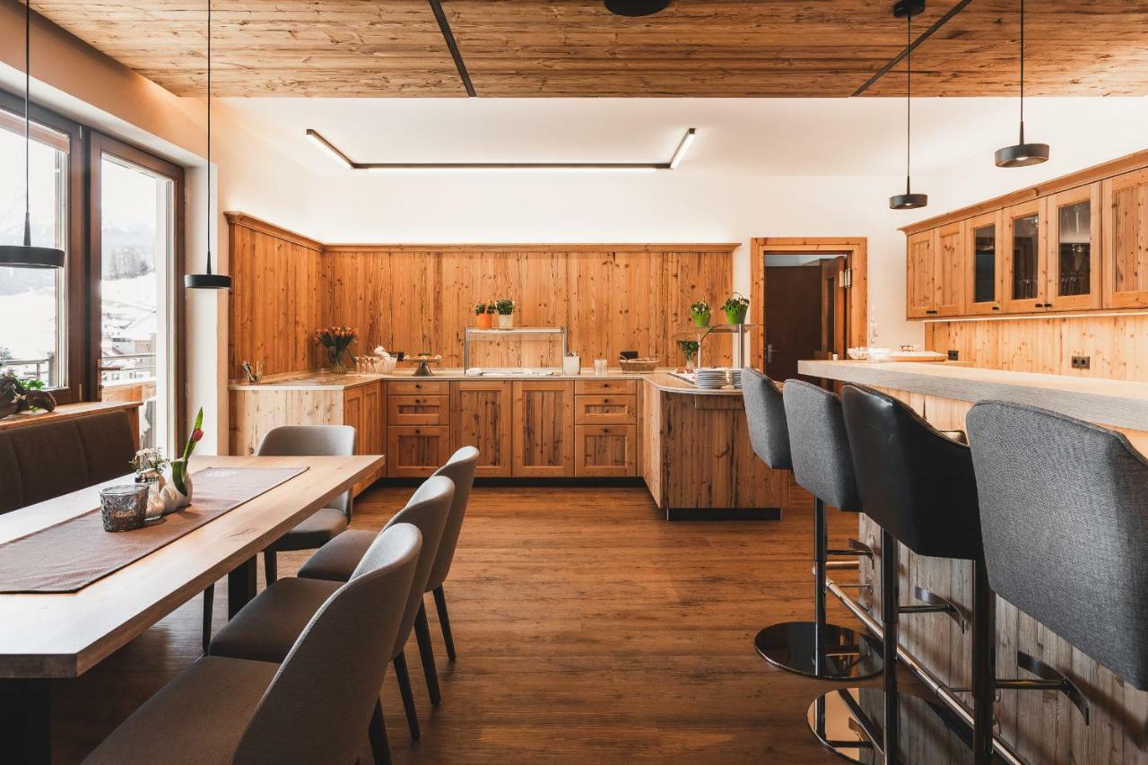 Hotel Garni Tirol لاديس المظهر الخارجي الصورة