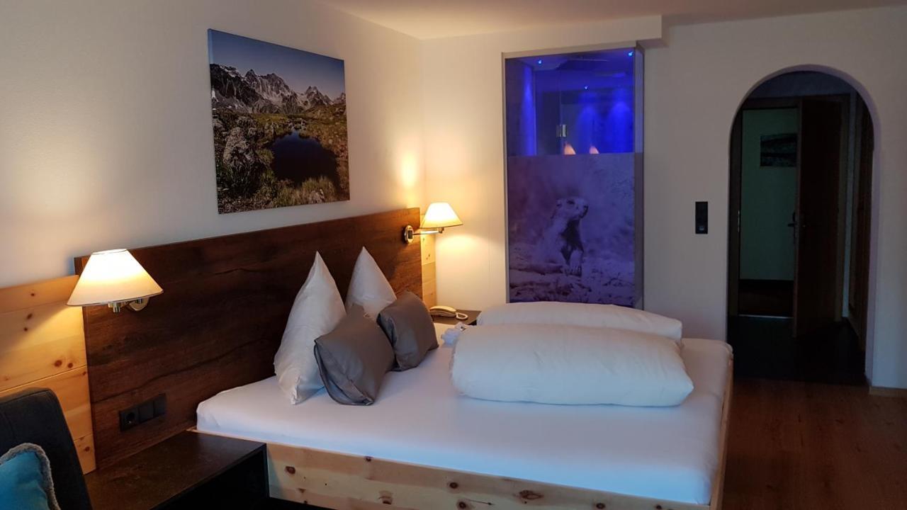 Hotel Garni Tirol لاديس المظهر الخارجي الصورة